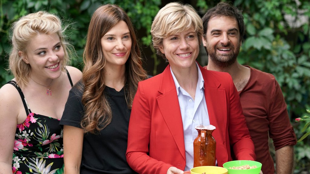 Photo from the movie Kiss Me!