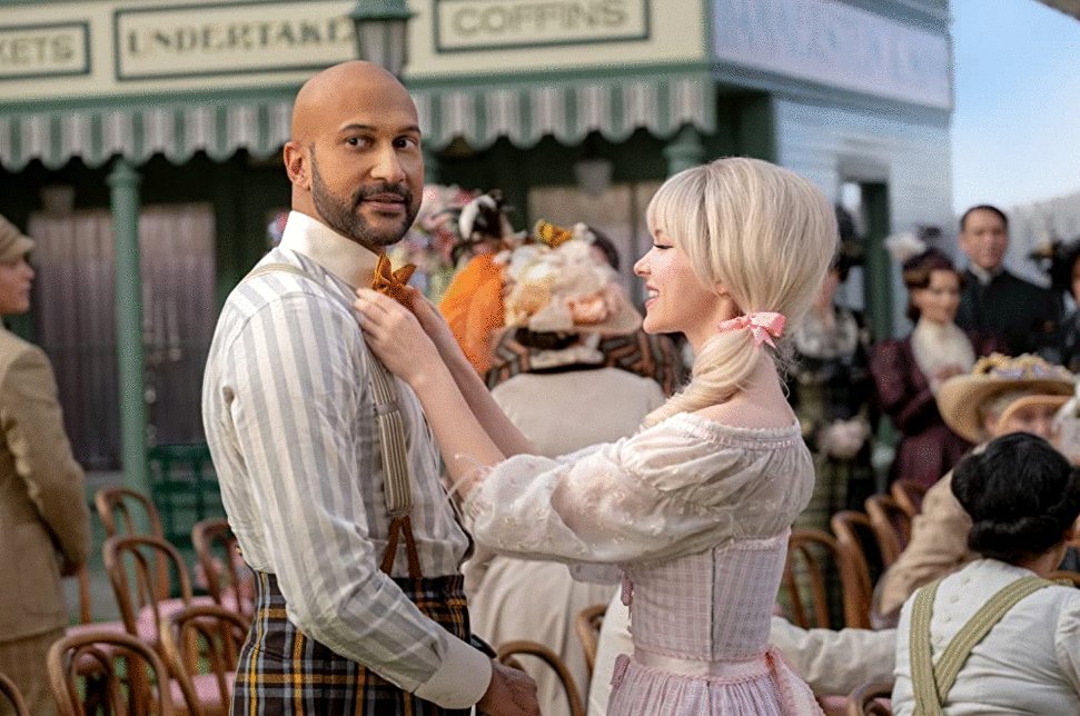 Photo from the movie Schmigadoon!