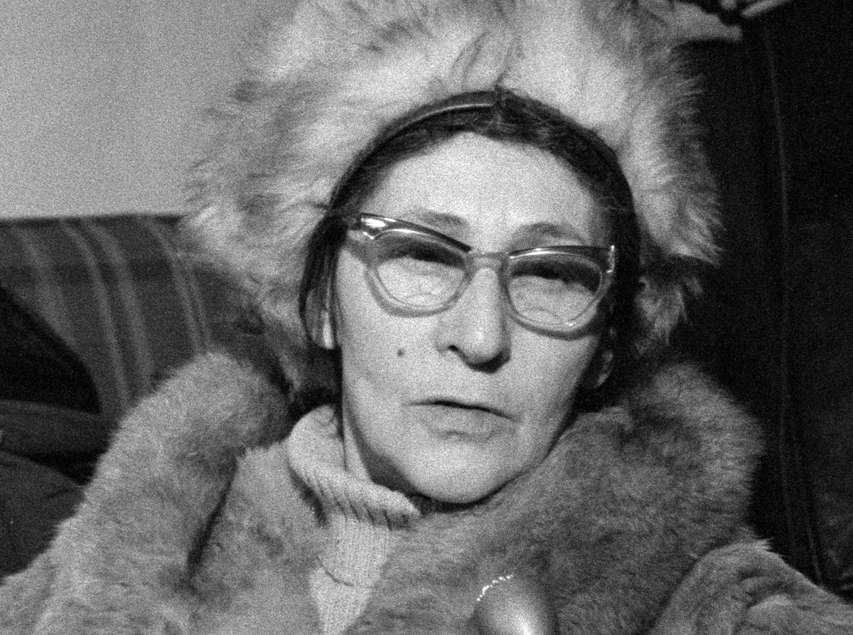 Photo from the movie The Rose Family