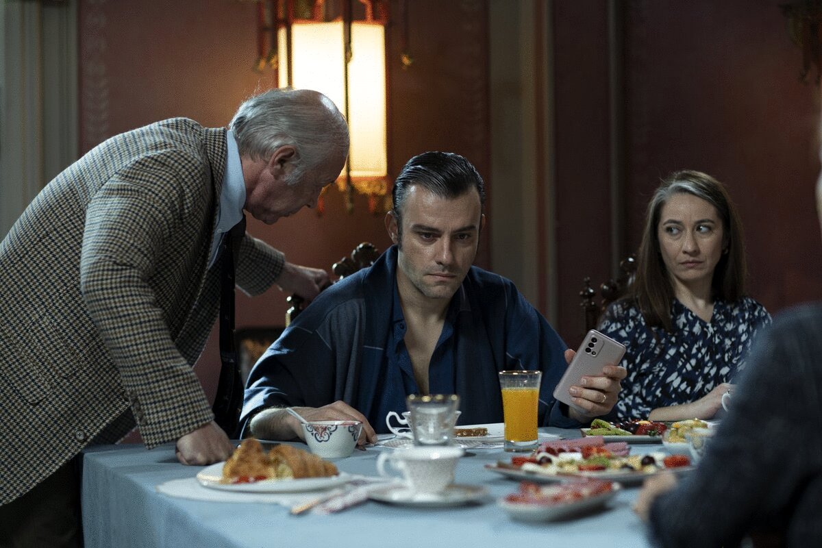 Photo from the movie The Tailor