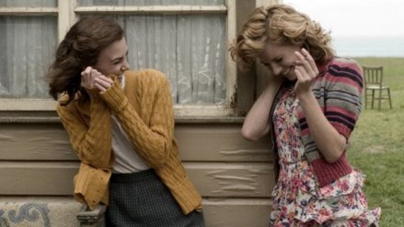 Photo from the movie The Edge of Love