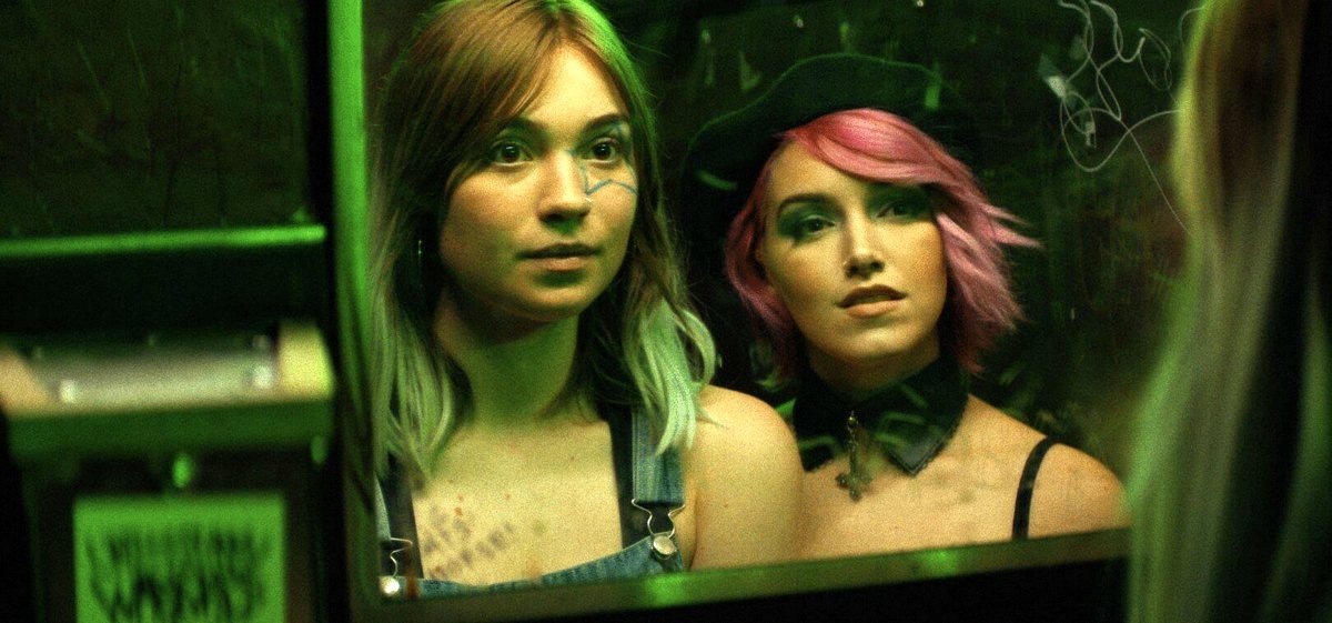 Photo from the movie Poser