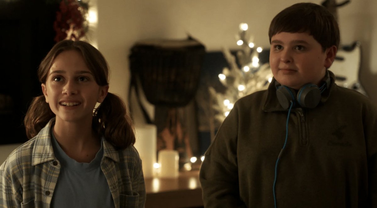 Photo from the movie A Storm for Christmas