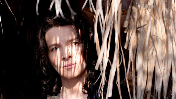 Photo from the movie A Monkey on My Shoulder