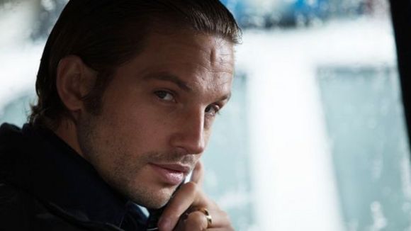 Photo from the movie Cold Comes the Night