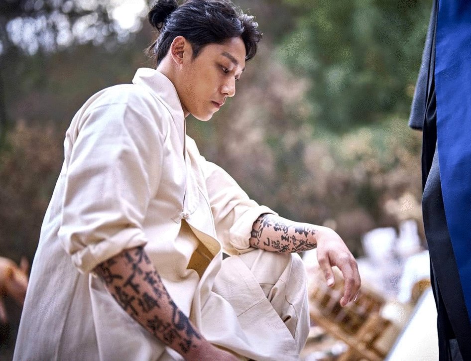 Photo from the movie Exhuma