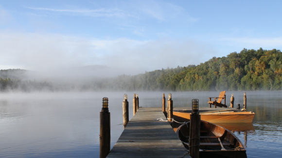 Photo from the movie Mirror Lake