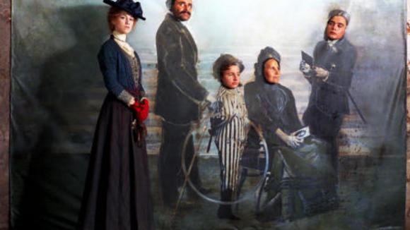 Photo from the movie The Golden Door