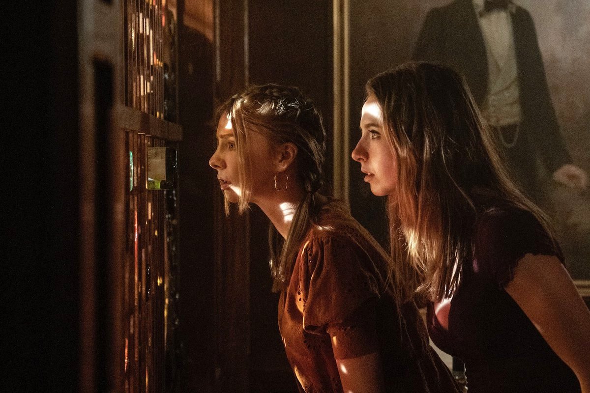 Photo from the movie Teenage Bounty Hunters