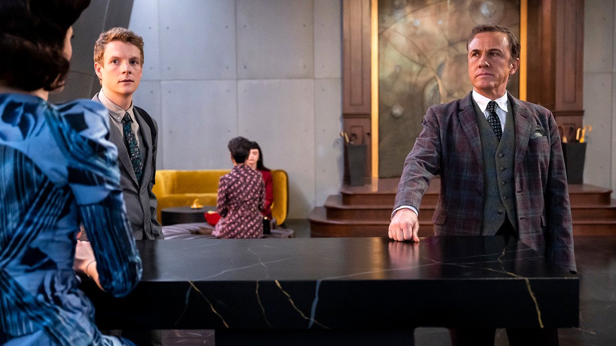 Photo from the movie The Portable Door