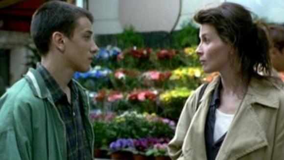 Photo from the movie Code Unknown: Incomplete Tales of Several Journeys