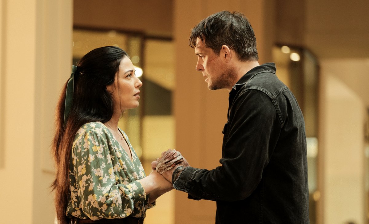 Photo from the movie The Shift