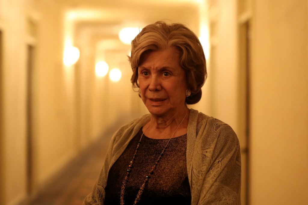 Photo from the movie It's the Heart That Dies Last