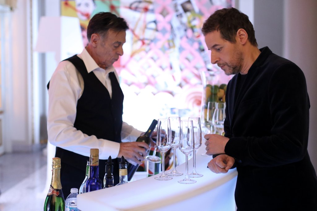 Photo from the movie It's the Heart That Dies Last