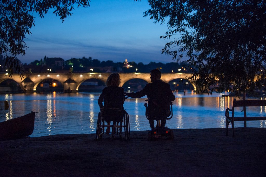 Photo from the movie Rolling to You