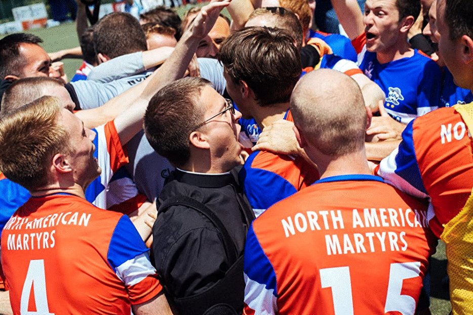 Photo from the movie The Holy Game