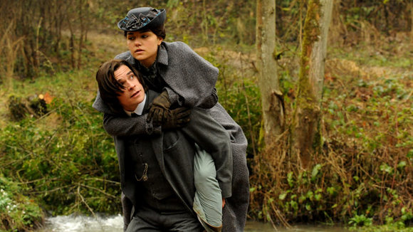 Photo from the movie The Christmas Candle