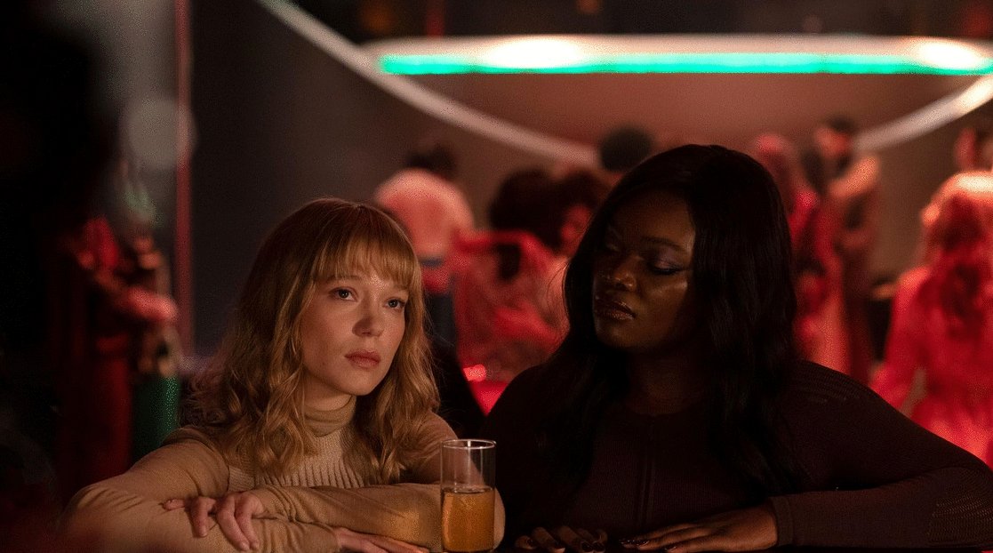 Photo from the movie The Beast