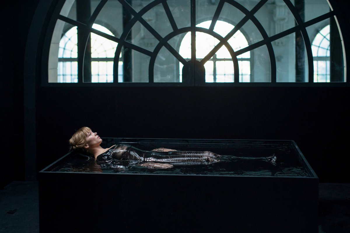 Photo from the movie The Beast