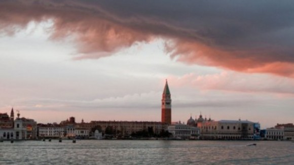 Photo from the movie The Tourist