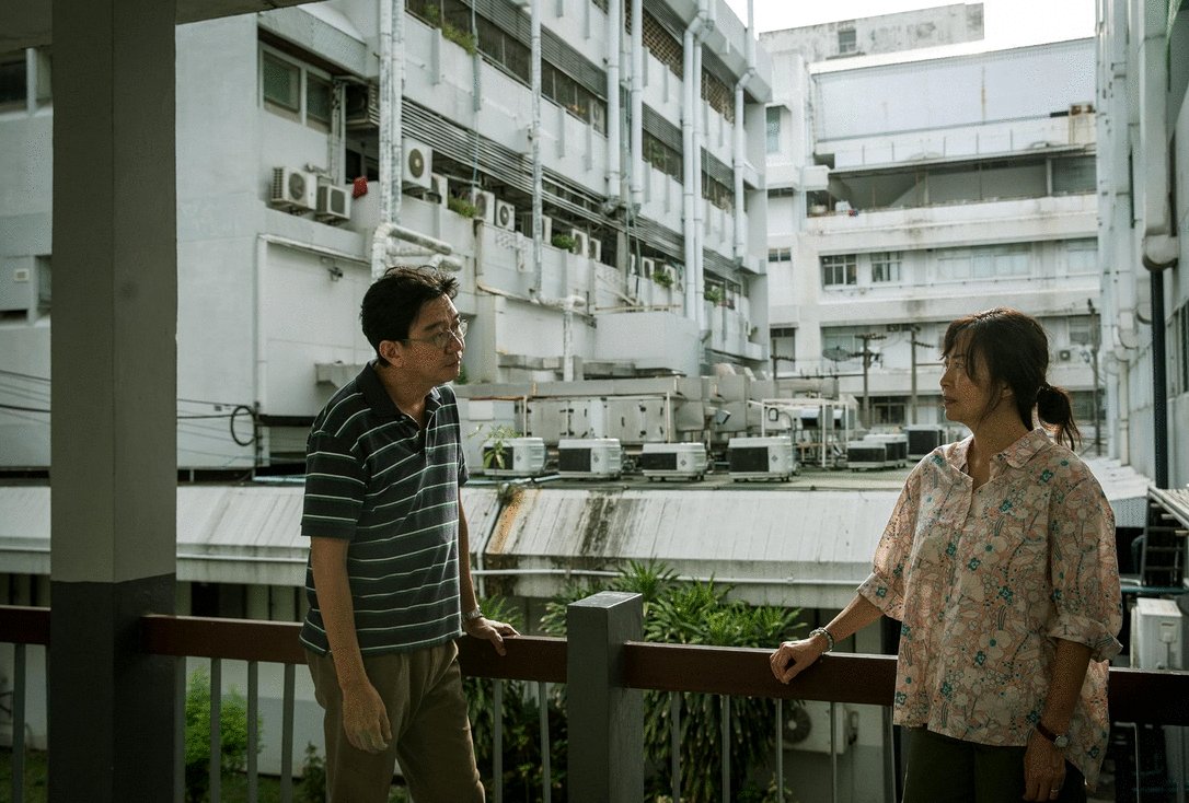 Photo from the movie How to Make Millions Before Grandma Dies