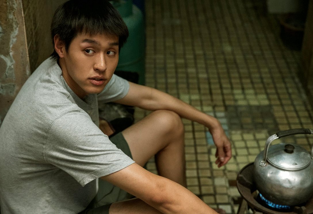 Photo from the movie How to Make Millions Before Grandma Dies