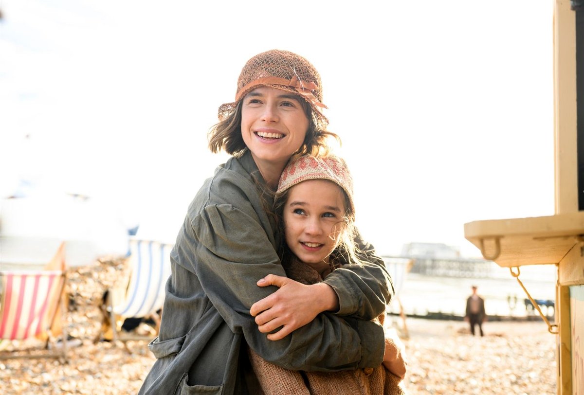 Photo from the movie Wicked Little Letters