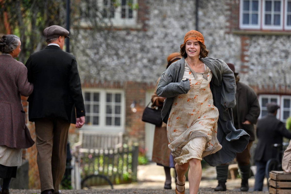 Photo from the movie Wicked Little Letters