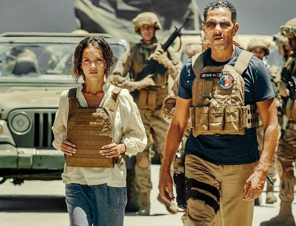 Photo from the movie 13 Days, 13 Nights