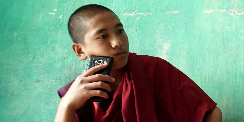 Photo from the movie Sing me a Song