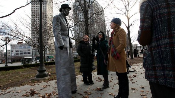 Photo from the movie The Giant Mechanical Man