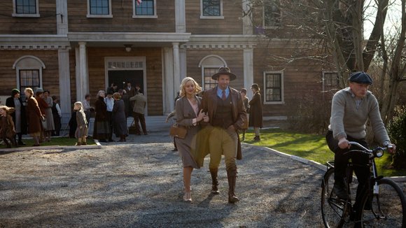 Photo from the movie Serena
