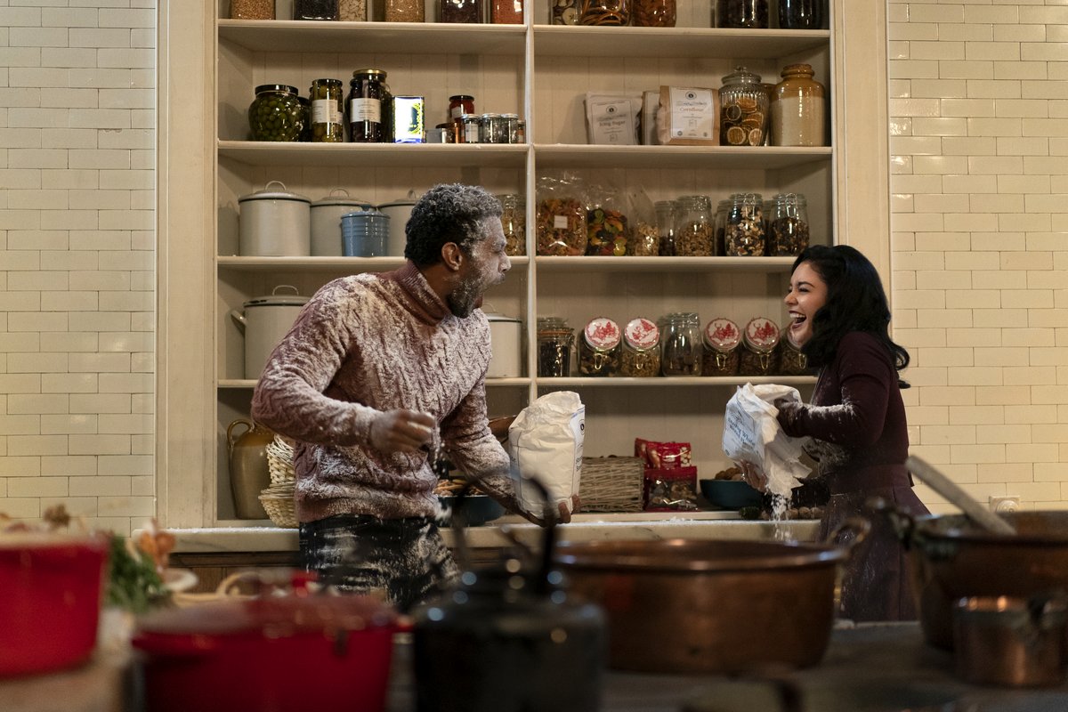 Photo from the movie The Princess Switch: Switched Again