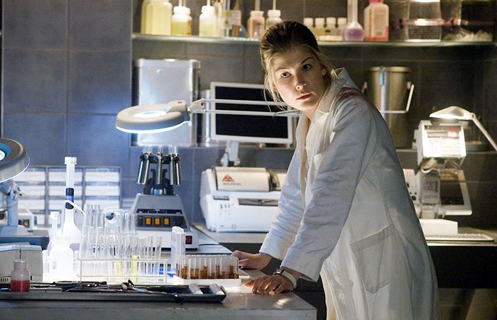 Photo from the movie Doom