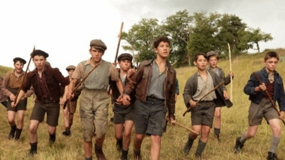 Photo from the movie War of the Buttons