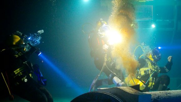 Photo from the movie Pressure