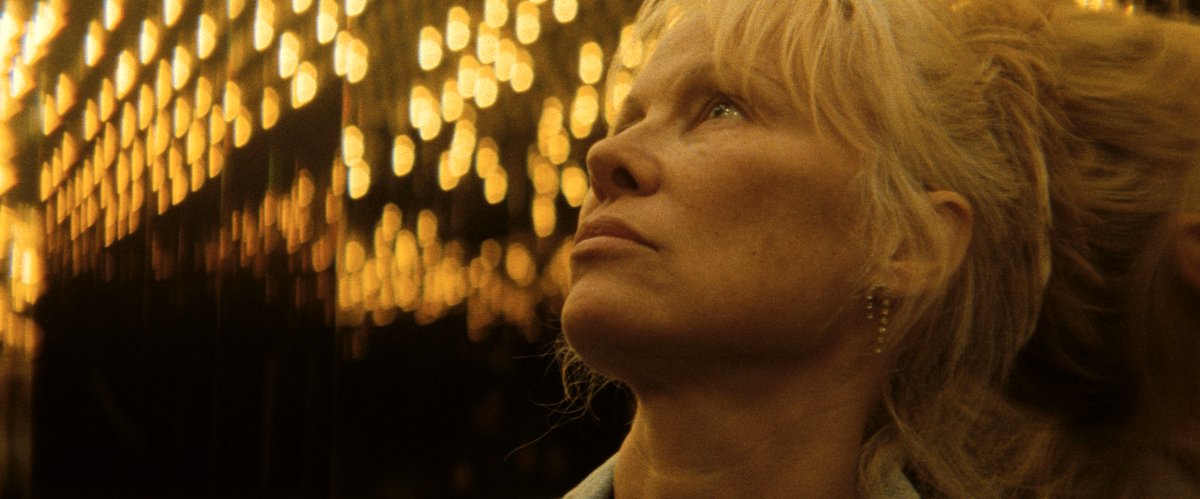 Photo from the movie The Last Showgirl