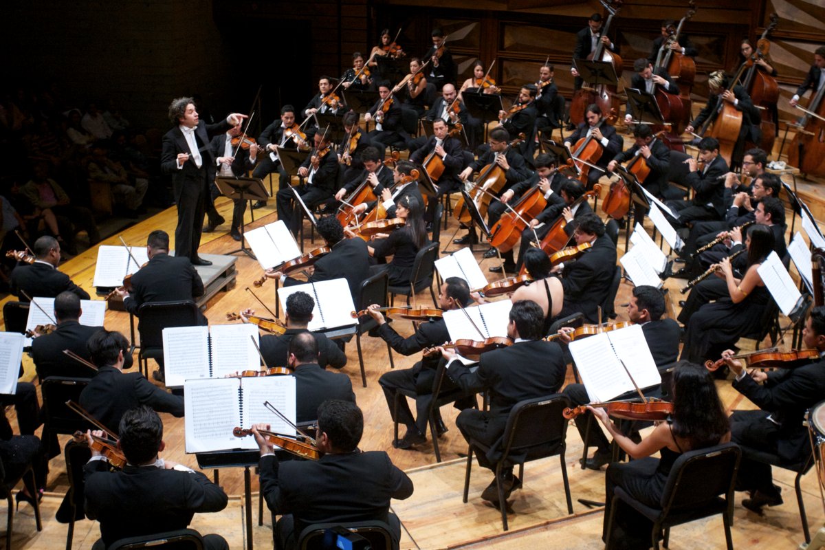 Photo from the movie Viva Maestro!