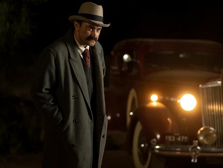 Photo from the movie Fear Below