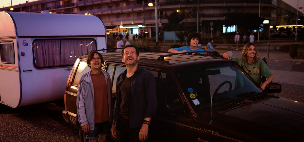 Photo from the movie Give a Little Beat