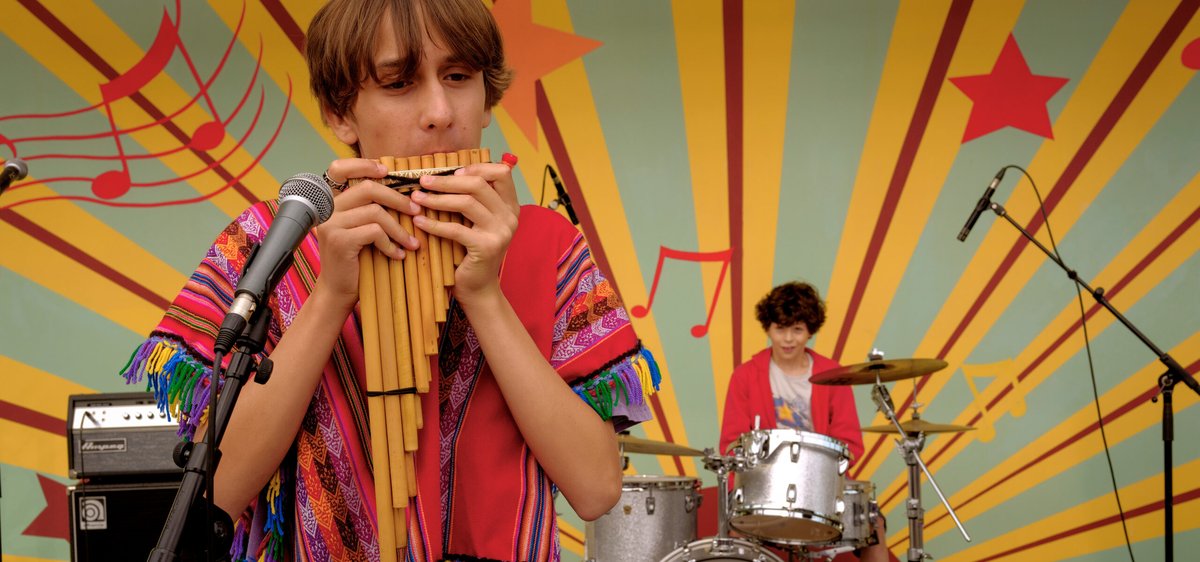 Photo from the movie Give a Little Beat