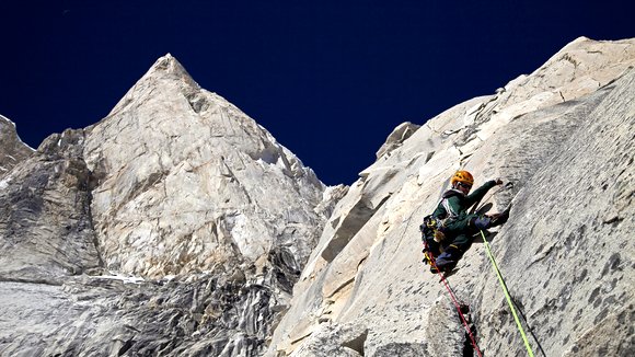 Photo from the movie Meru