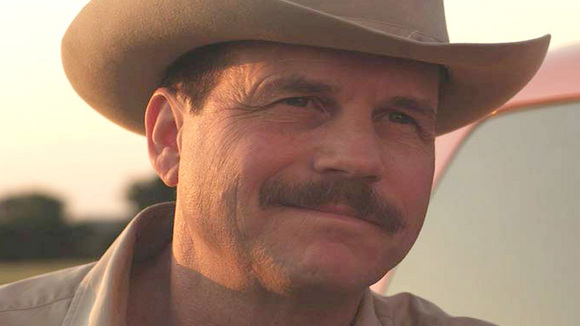 Photo from the movie Red Wing