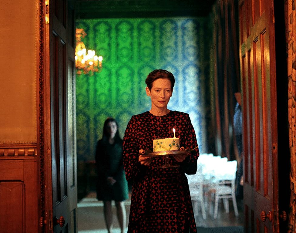 Photo from the movie The Eternal Daughter