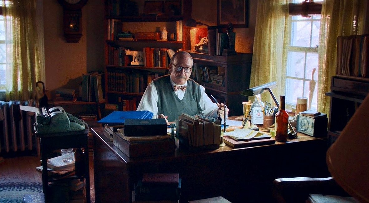 Photo from the movie The Holdovers