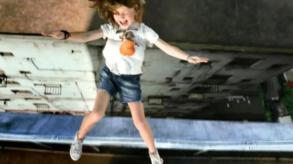 Photo from the movie No Escape