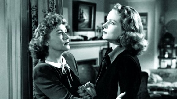 Photo from the movie The Curse of the Cat People