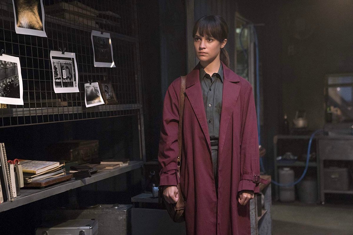 Photo from the movie Earthquake Bird