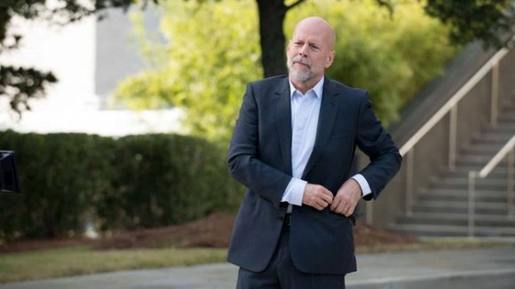 Photo from the movie Precious Cargo