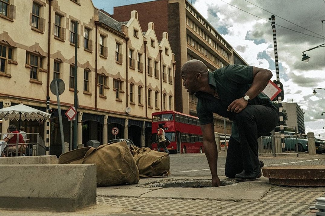 Photo from the movie Silverton Siege